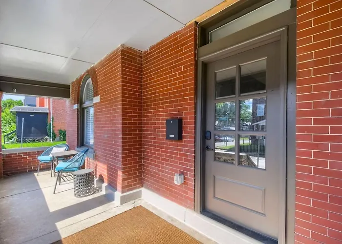 3br Victorian In Old Oaks, Near Village * Columbus