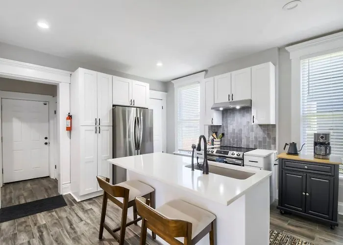 3br Victorian In Old Oaks, Near Village Holiday home