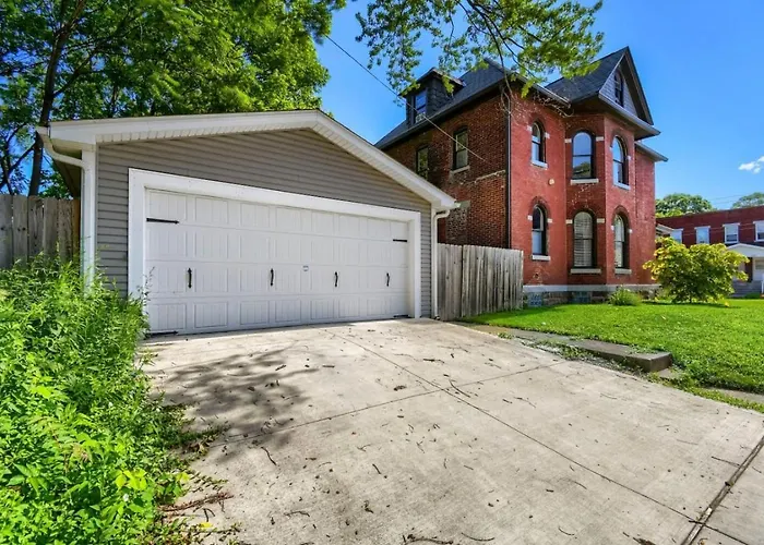 3br Victorian In Old Oaks, Near Village Holiday home Columbus